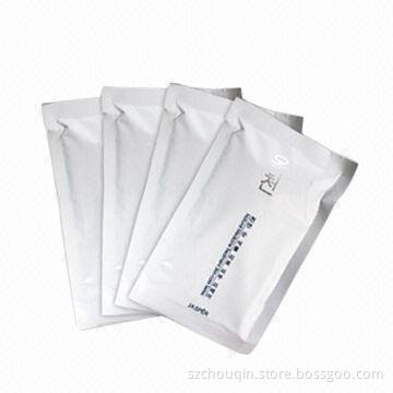 Mask Packaging Bag with Heat Cut Sealed Style, Made of OPP/VMCPP/CPP Materials